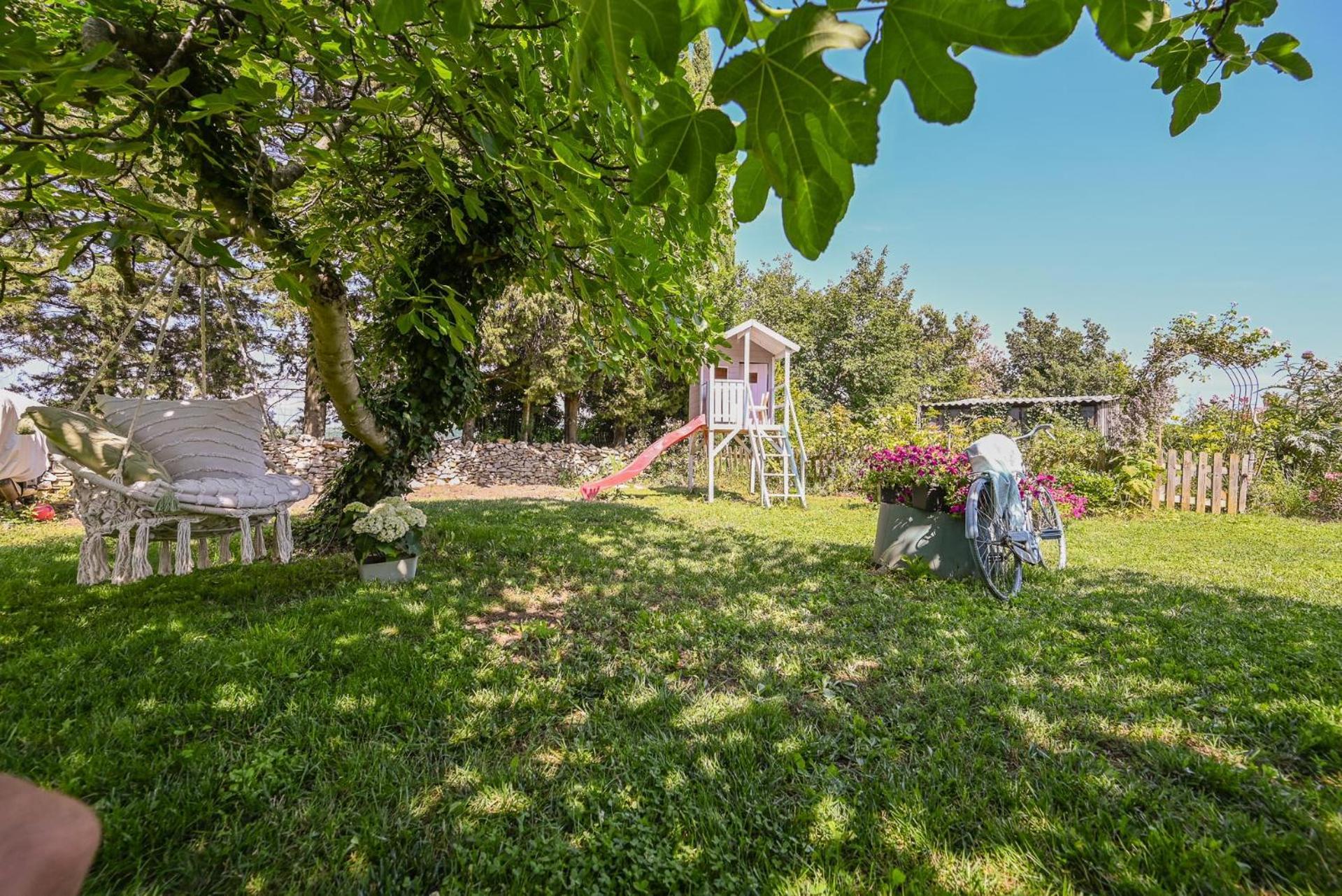 Apartma Medosi *